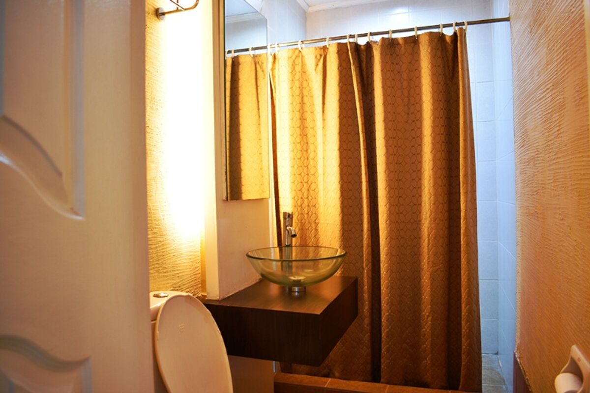 condominium to rent in Malayan Plaza, Malayan Plaza, ADB Malayan Plaza