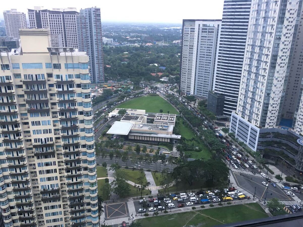 condominium to rent in Icon Plaza, Icon Plaza, 25th St. Cor. 5th Avenue