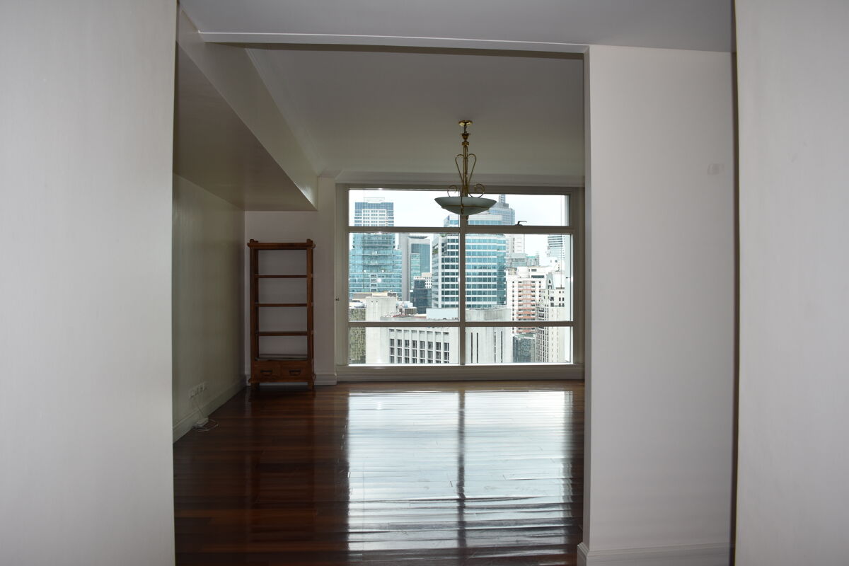 condominium to rent in One Roxas Triangle, One Roxas Triangle, Paseo de