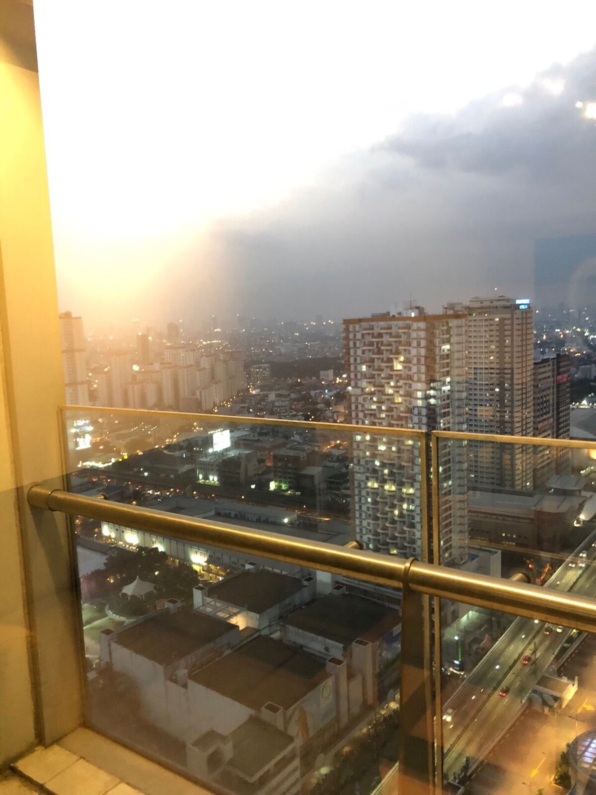 condominium for sale in St. Francis Shangrila, St. Francis Shangrila