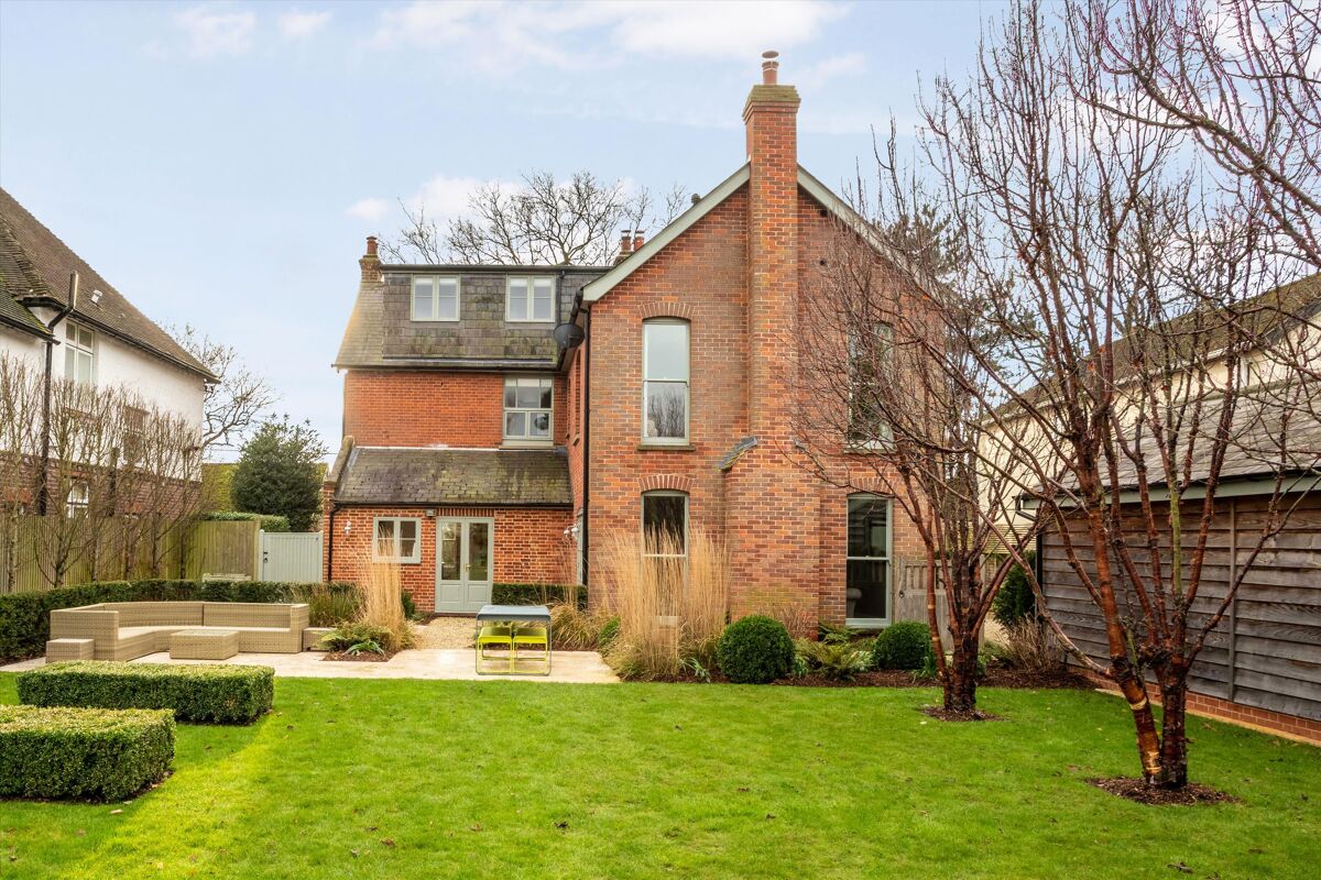 house for sale in Stortford Road, Dunmow, Essex, CM6 POD012007889