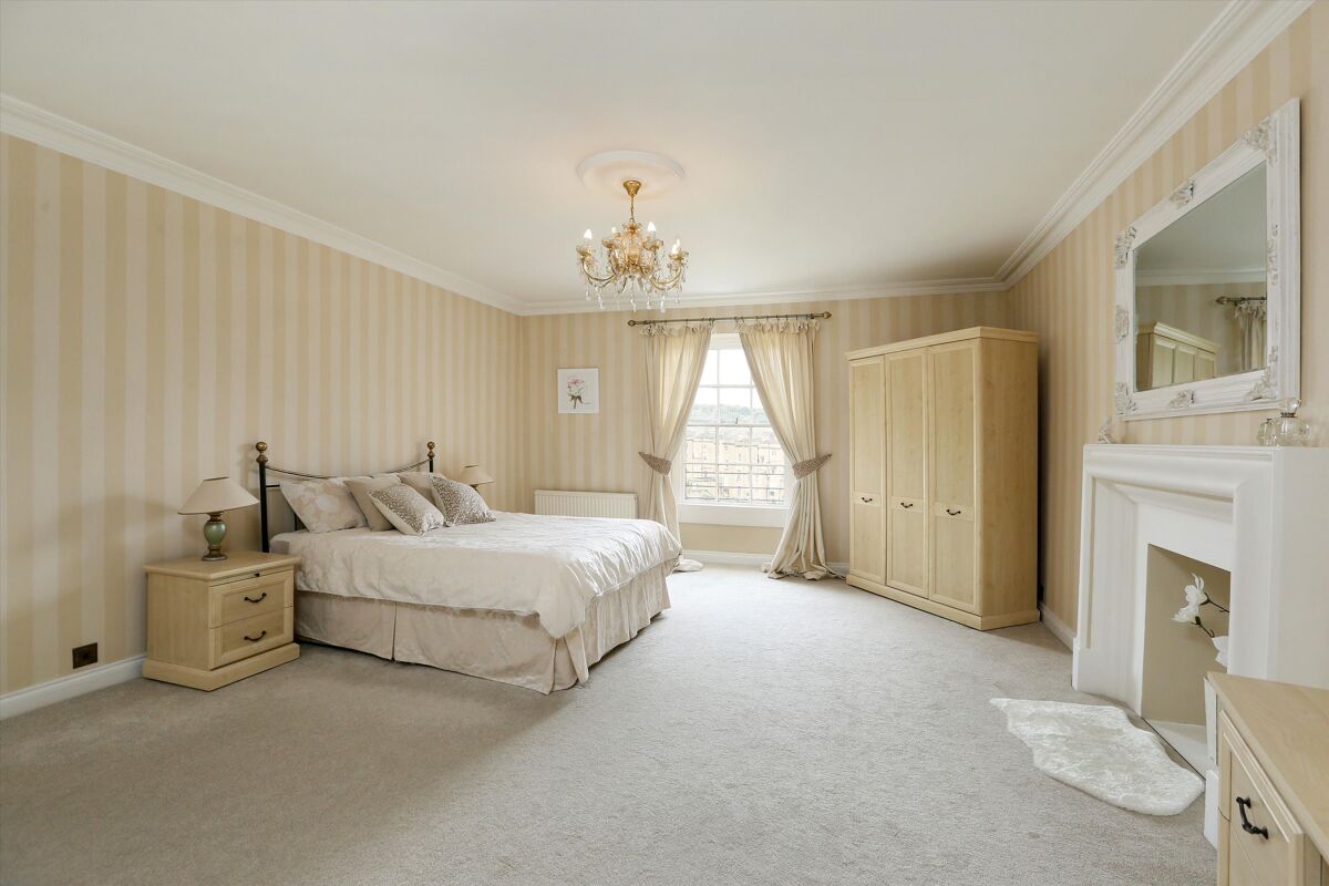 flat for sale in Sydney Place, Bath, BA2 POD012014598 Knight Frank