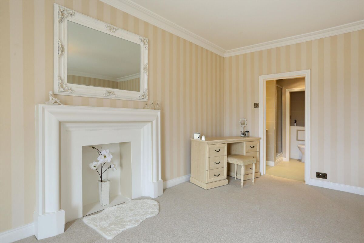 flat for sale in Sydney Place, Bath, BA2 POD012014598 Knight Frank
