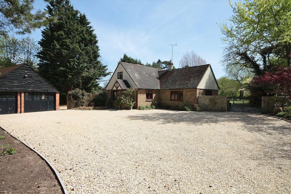 house for sale in Springhill, Longworth, Abingdon, Oxfordshire, OX13 POD012015957 Knight Frank