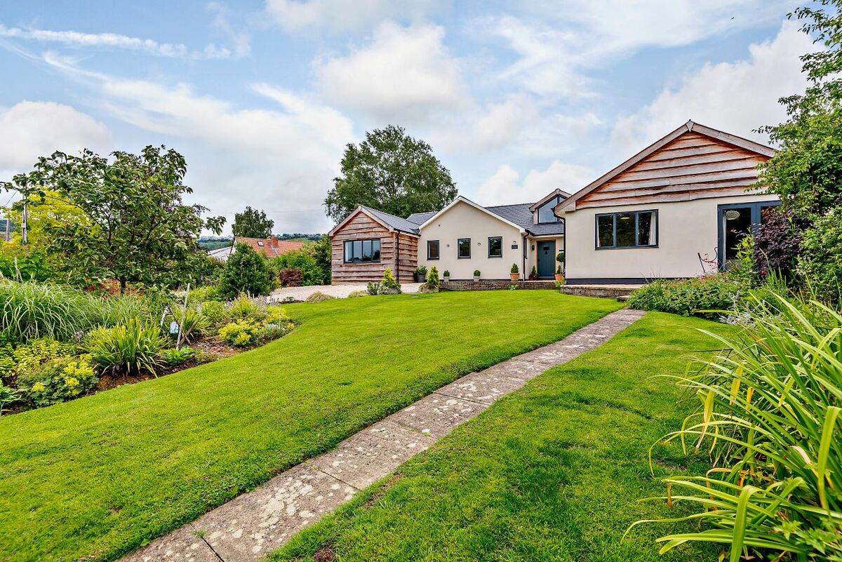 house for sale in Little Shurdington, Cheltenham, Gloucestershire, GL51