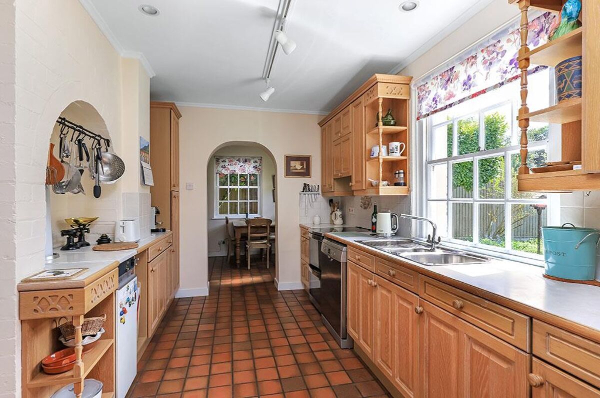 house for sale in Sutton Scotney, Winchester, Hampshire, SO21