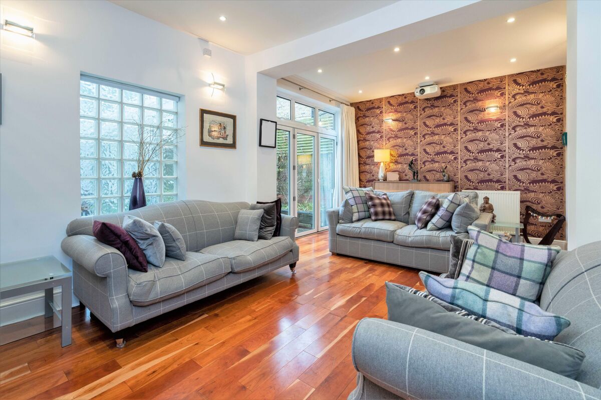 house for sale in Crystal Palace Road, East Dulwich London SE22 POD012026889 Knight Frank