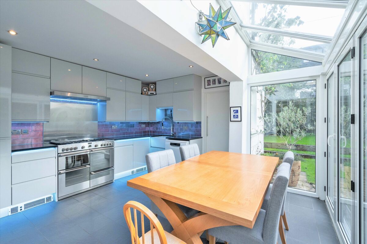 house for sale in Crystal Palace Road, East Dulwich London SE22 POD012026889 Knight Frank
