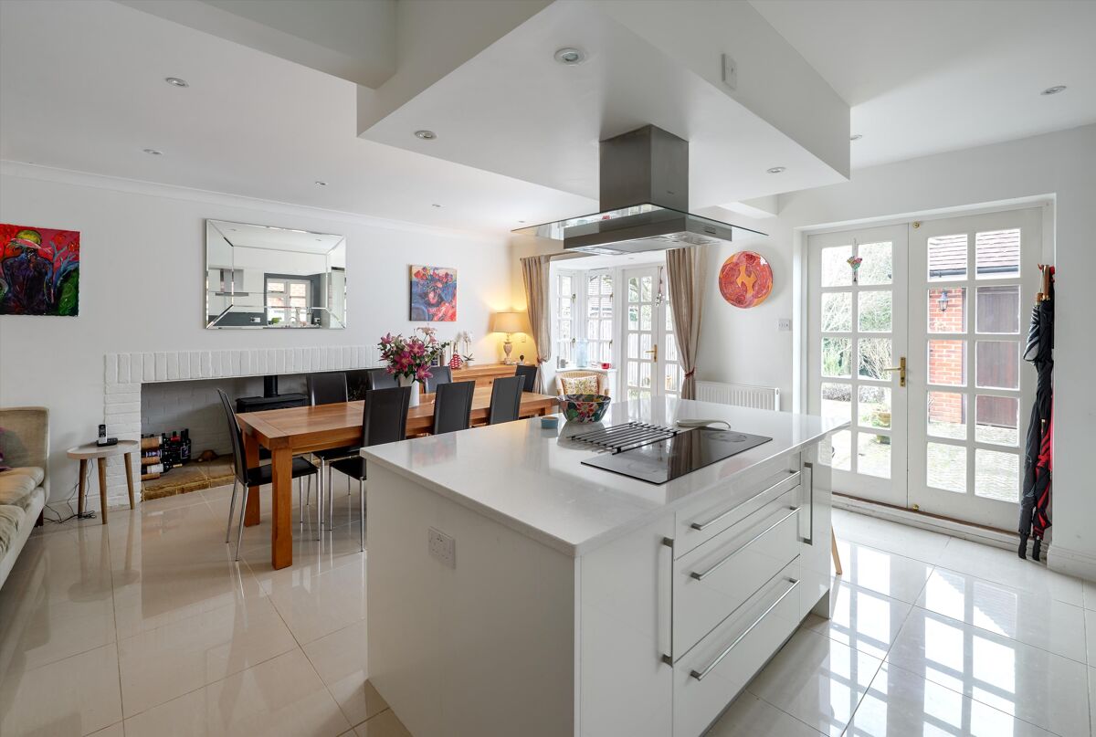 house for sale in Beech Road, Haslemere, Surrey, GU27 POD012029025