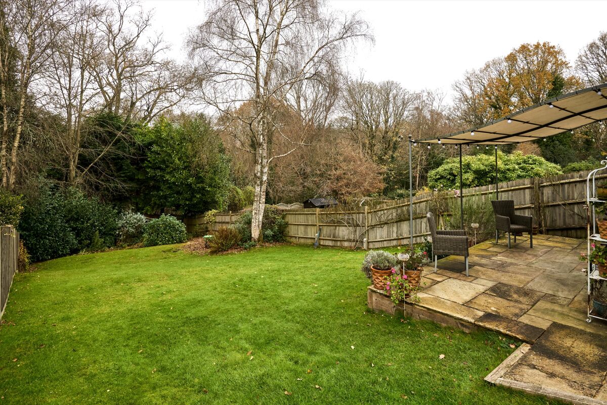 house for sale in Beech Road, Haslemere, Surrey, GU27 POD012029025