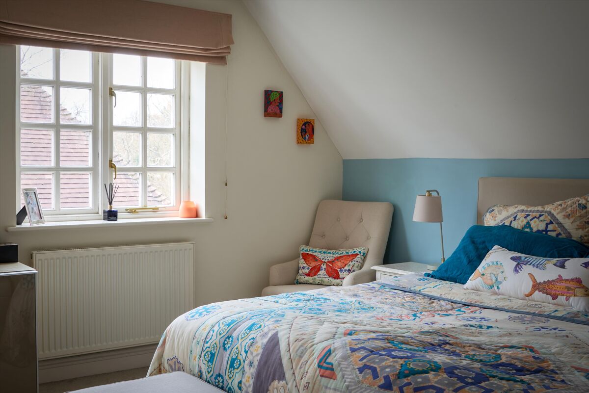 house for sale in Beech Road, Haslemere, Surrey, GU27 POD012029025