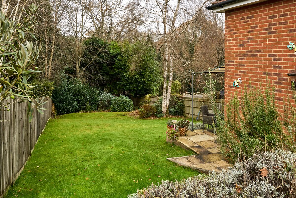 house for sale in Beech Road, Haslemere, Surrey, GU27 POD012029025