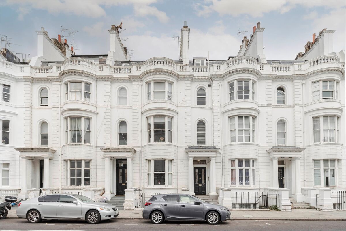 flat for sale in Gloucester Terrace, London, W2. POD012029604