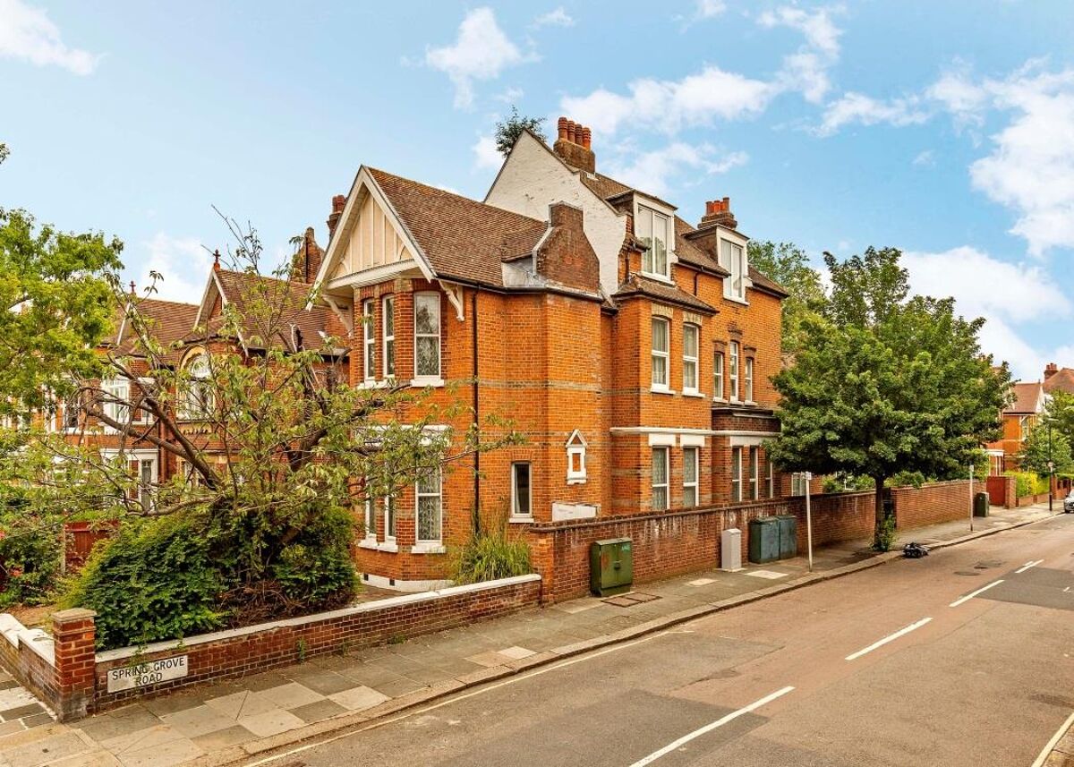 house for sale in Kings Road, Richmond, TW10 POD012030880 Knight Frank