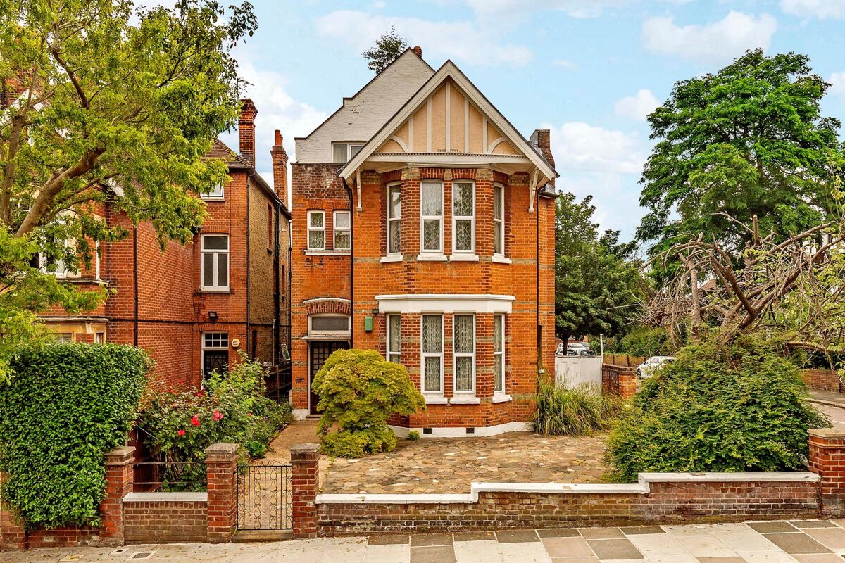 house for sale in Kings Road, Richmond, TW10 POD012030880 Knight Frank
