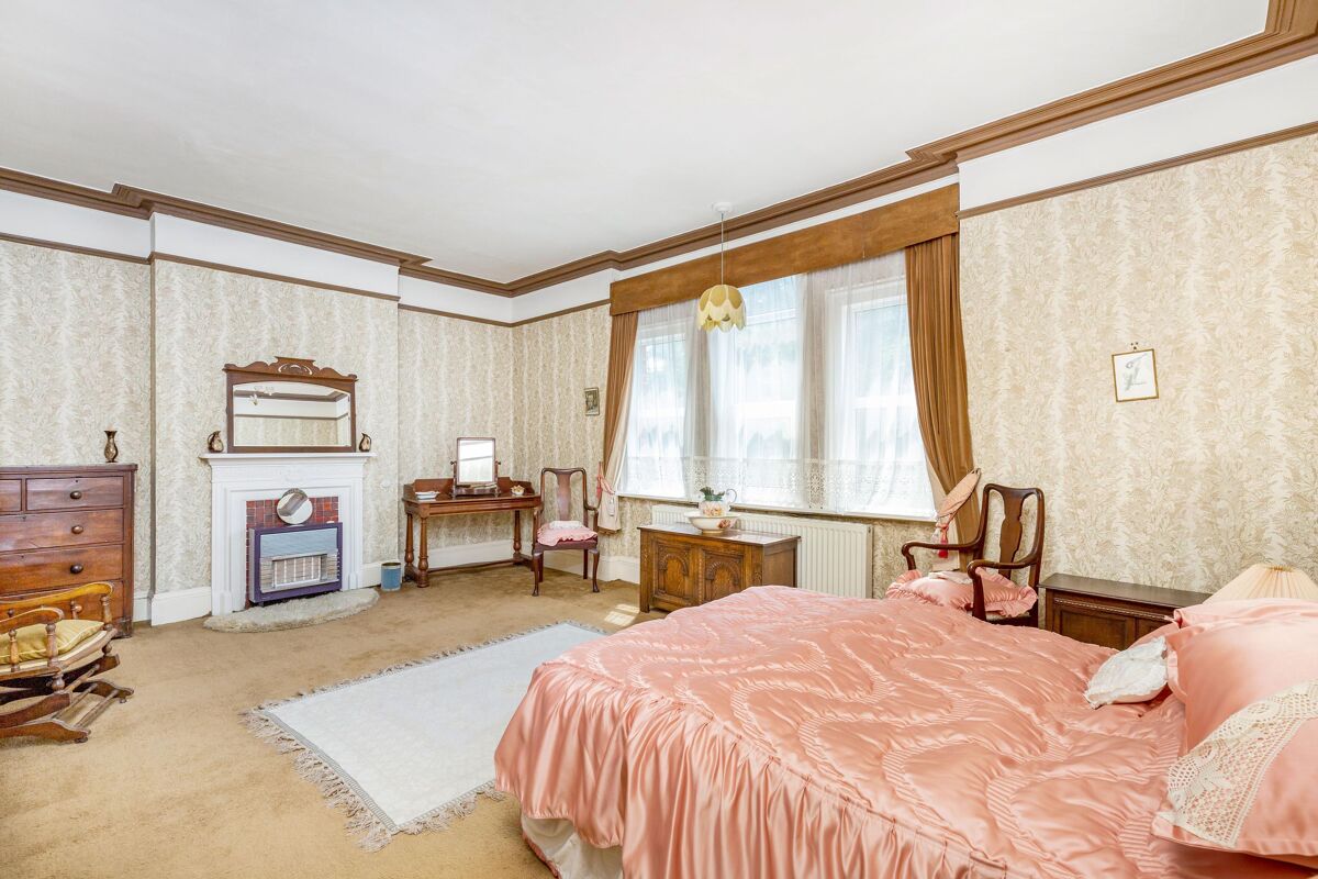 house for sale in Kings Road, Richmond, TW10 POD012030880 Knight Frank