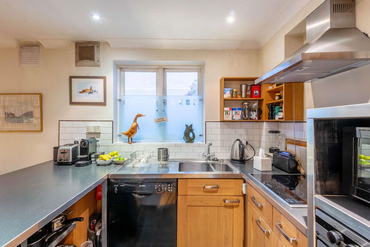 flat to rent in Gloucester Terrace, London, W2 POD012038061 Knight