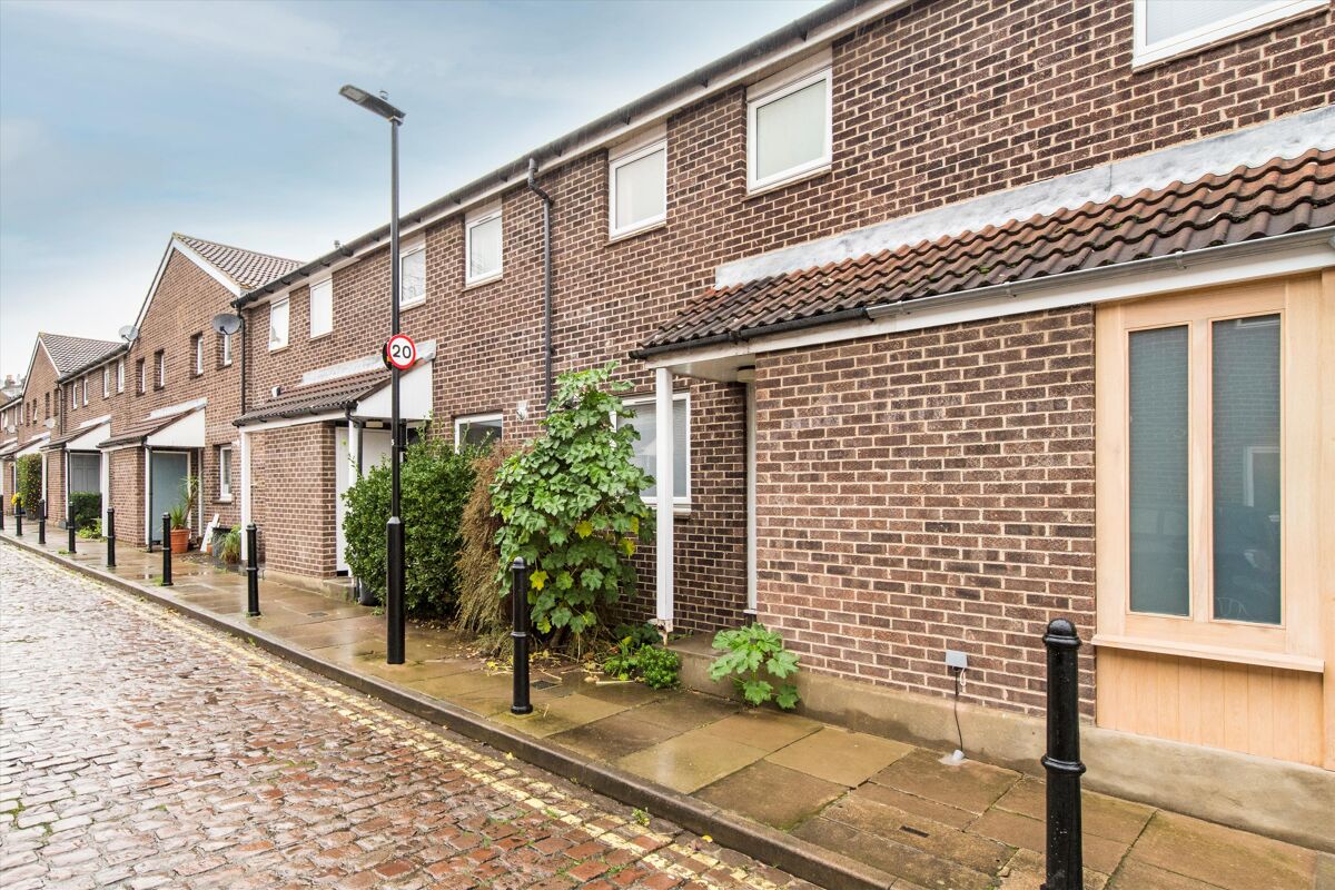 house for sale in Shirland Mews, Maida Vale, London, W9 POD012040660