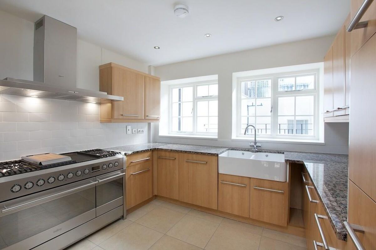 house to rent in Wilton Row, Belgravia, London, SW1X pod012053423