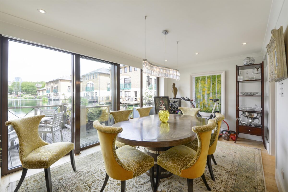 house for sale in Plover Way, London, SE16 POD012055292 Knight Frank