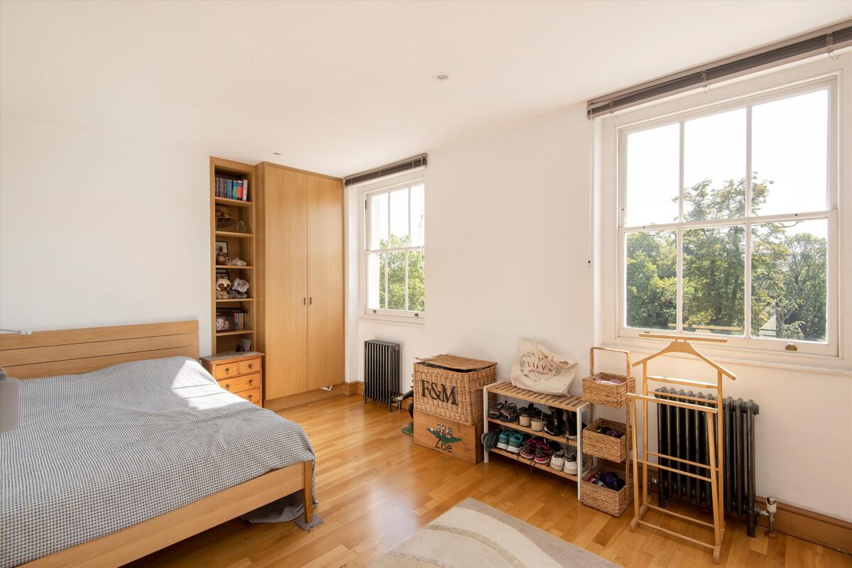 house for sale in Kensington Park Road, London, W11 POD012057689