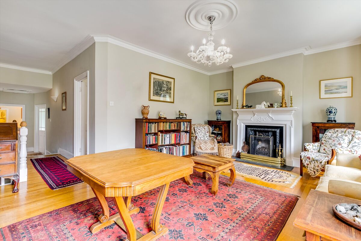 house for sale in Trouville Road, Clapham, SW4. POD012065107 Knight