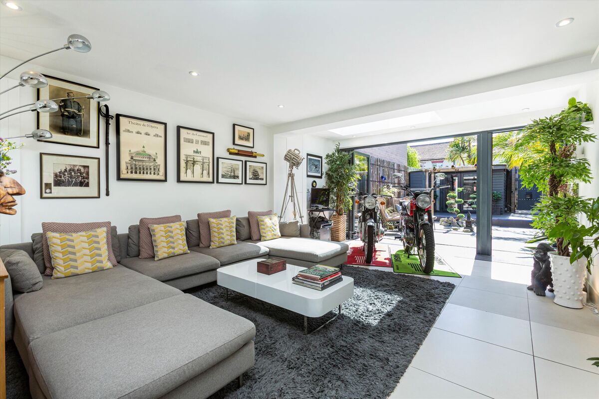 house for sale in Cambridge Road, Richmond, Twickenham, Middlesex, TW1