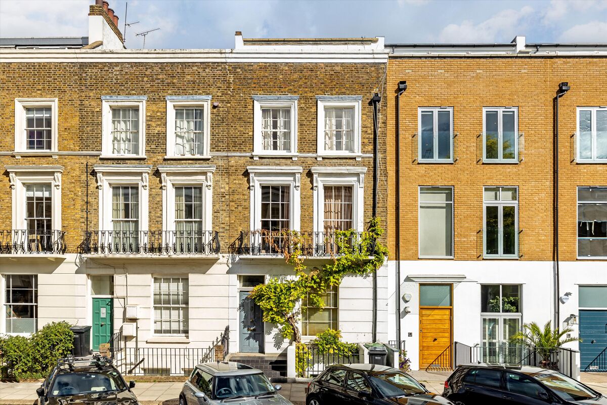 flat for sale in Gloucester Avenue, London, NW1 POD012068573 Knight