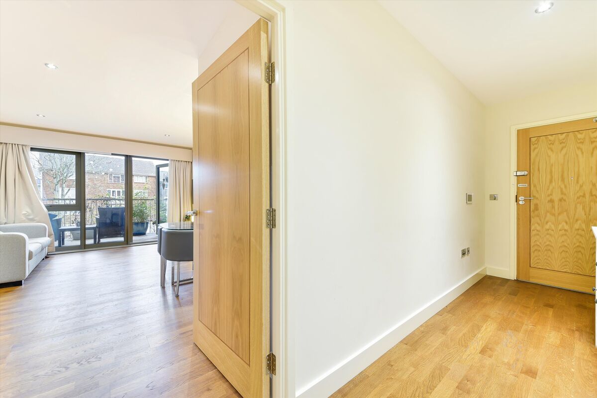 flat to rent in Lawn Road, London, NW3 POD012076876 Knight Frank