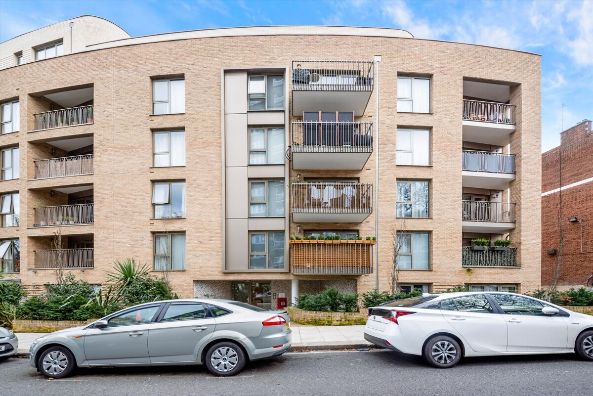 flat to rent in Lawn Road, London, NW3 POD012076876 Knight Frank