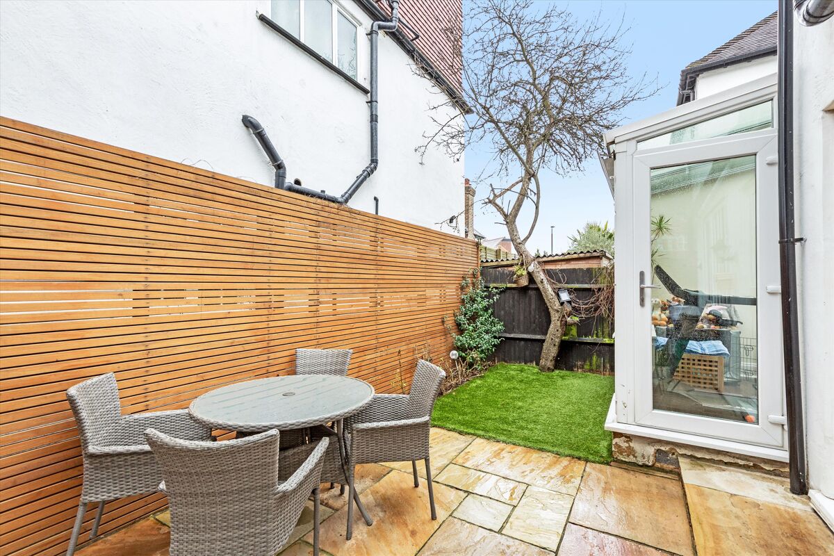 house for sale in Upper Tooting Park, London, SW17 POD012086137