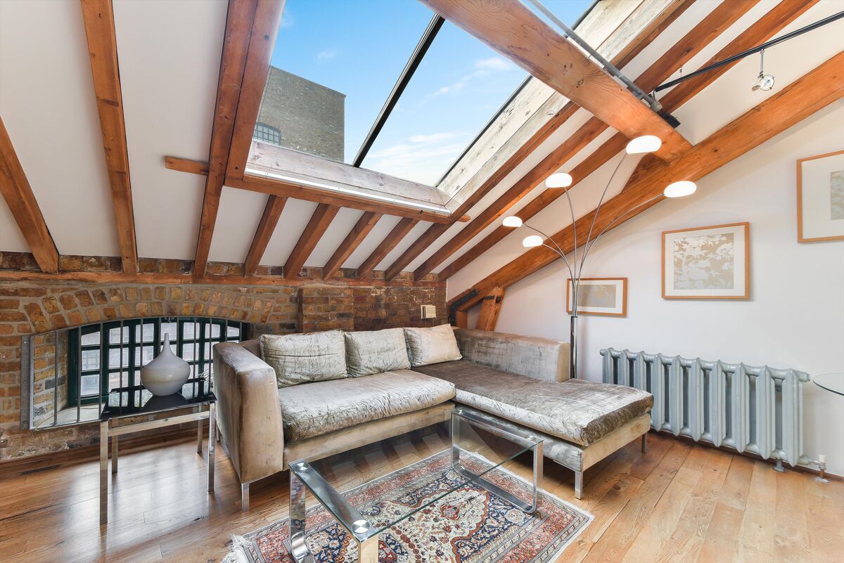 flat to rent in Butlers & Colonial Wharf, Shad Thames, London, SE1