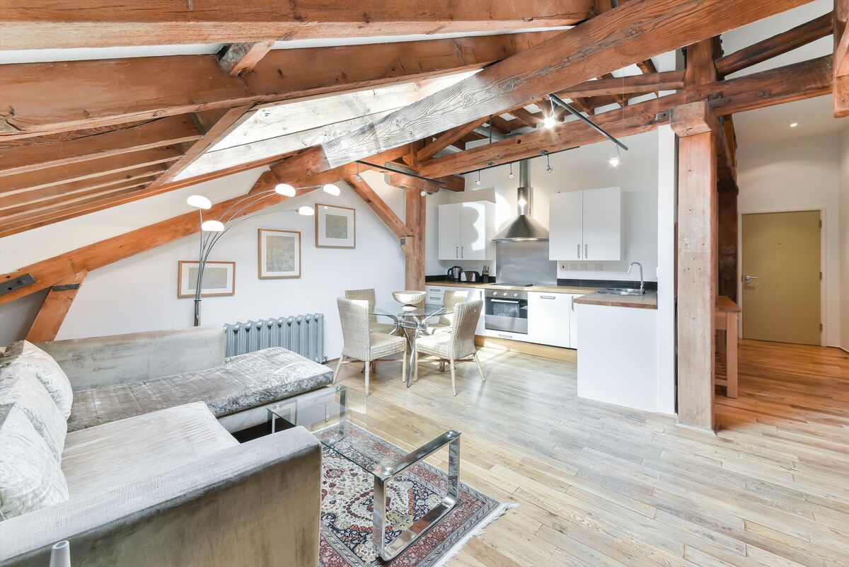 flat to rent in Butlers & Colonial Wharf, Shad Thames, London, SE1