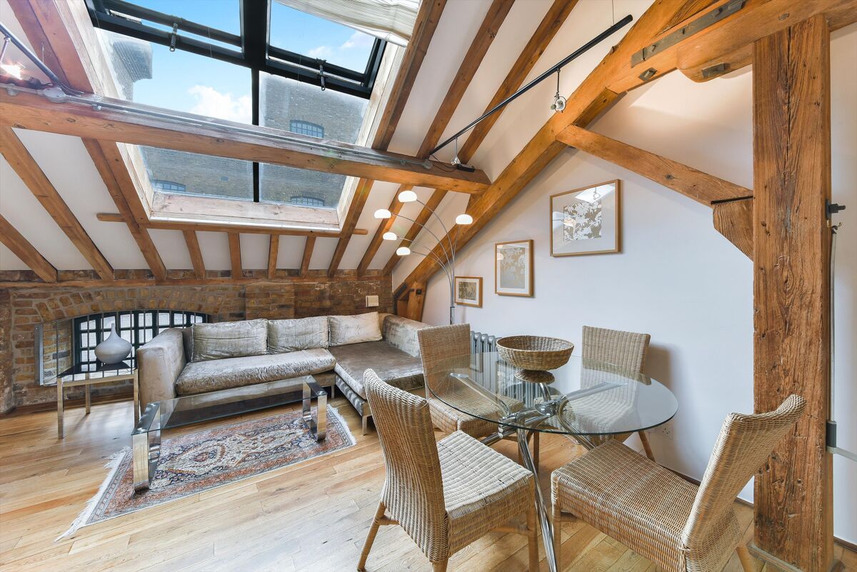 flat to rent in Butlers & Colonial Wharf, Shad Thames, London, SE1