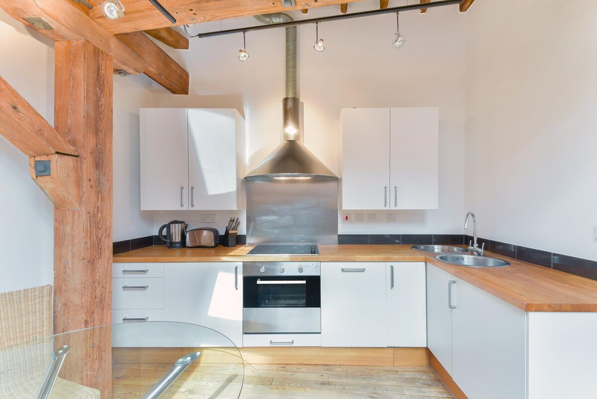 flat to rent in Butlers & Colonial Wharf, Shad Thames, London, SE1