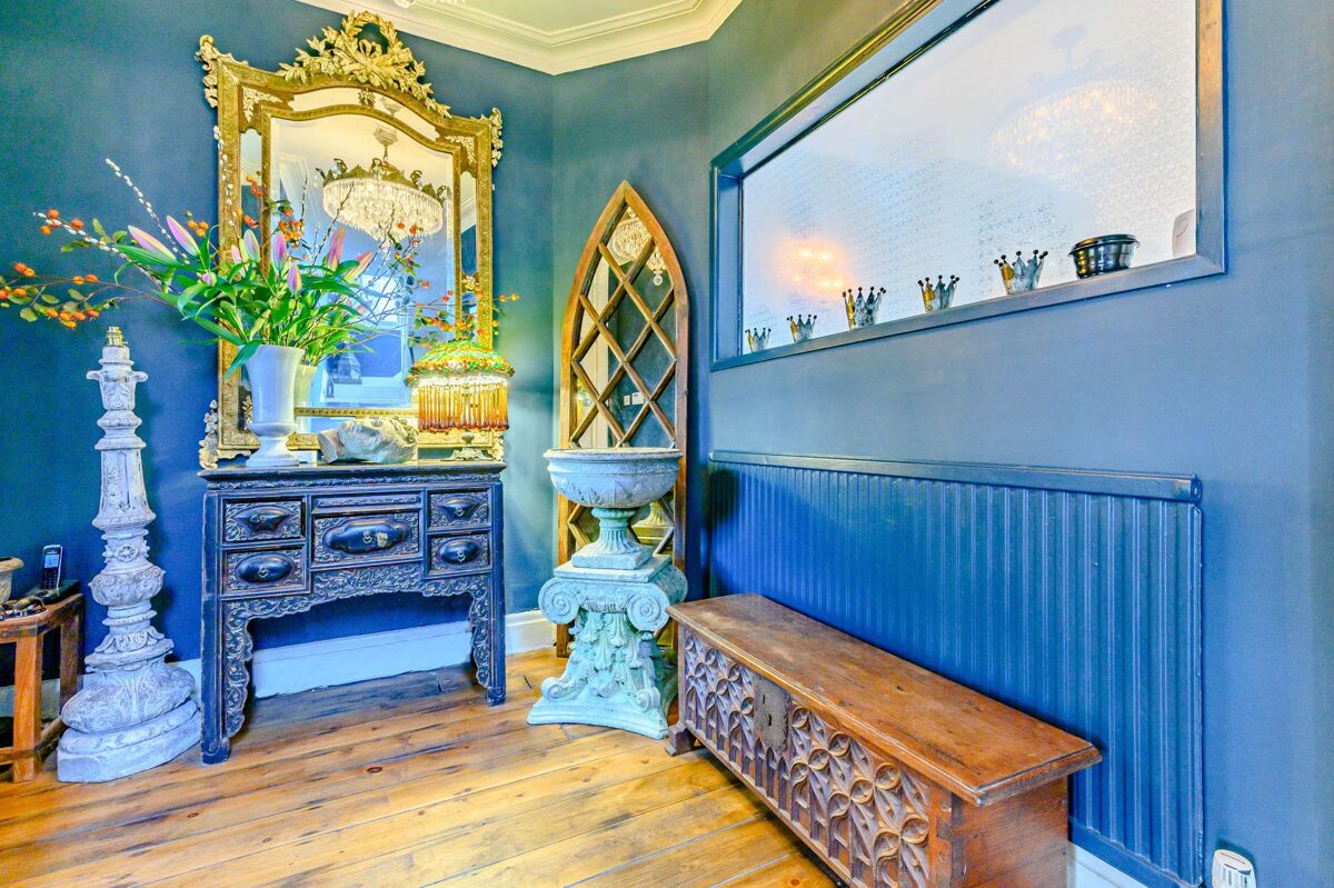 house for sale in Longstone Avenue, Kensal Green, London, NW10