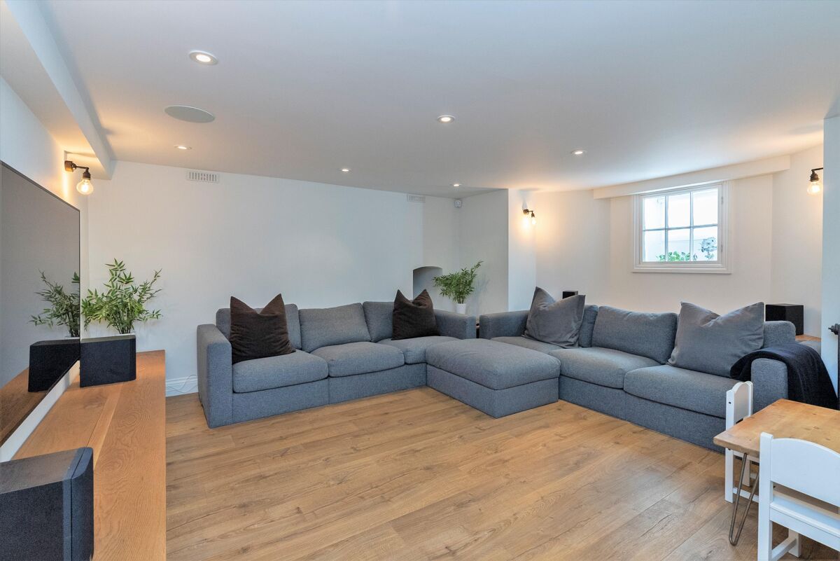 house for sale in Forest Hill Road, Forest Hill, London, SE23