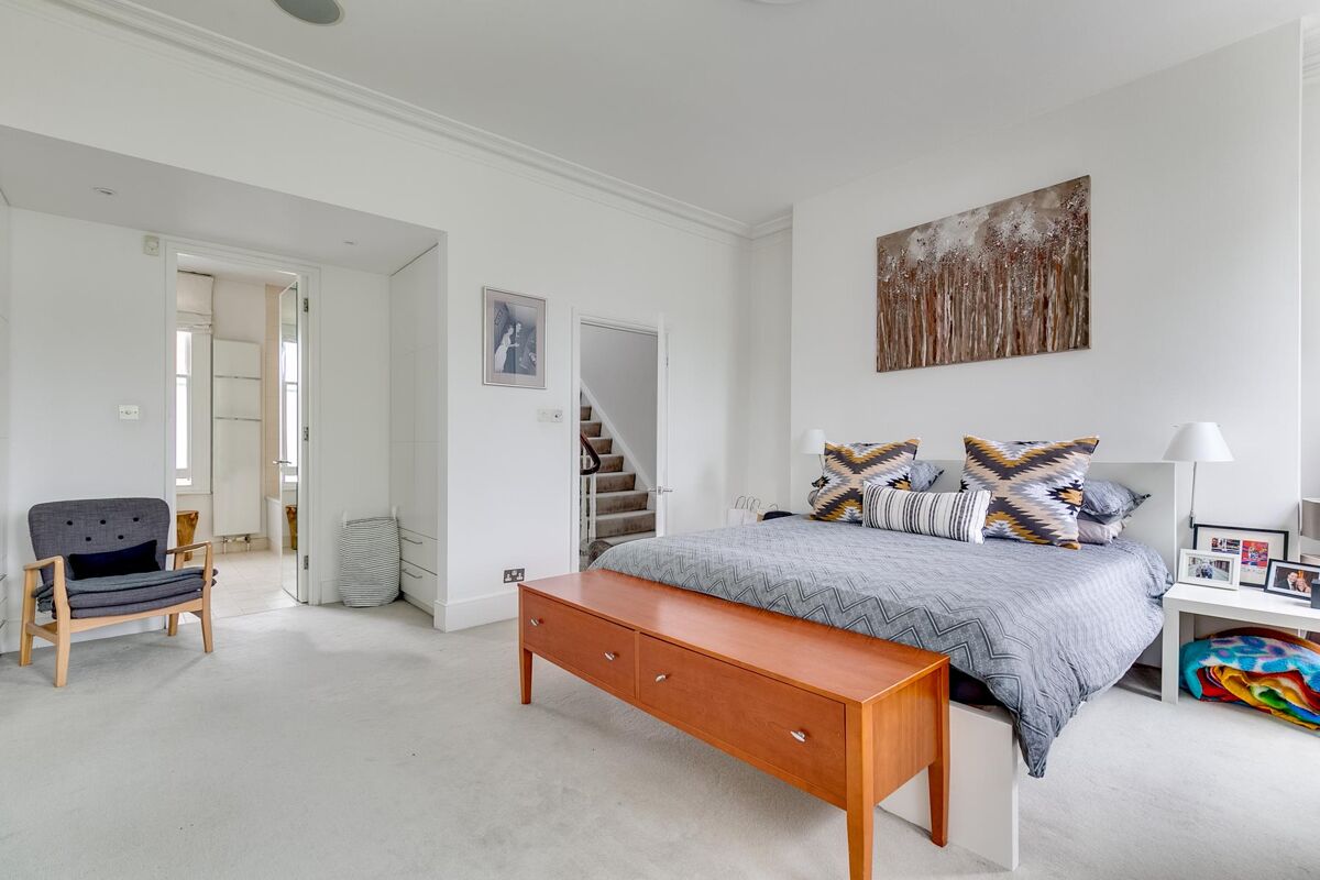 house for sale in Homefield Road, Chiswick, London, W4 POD012117075