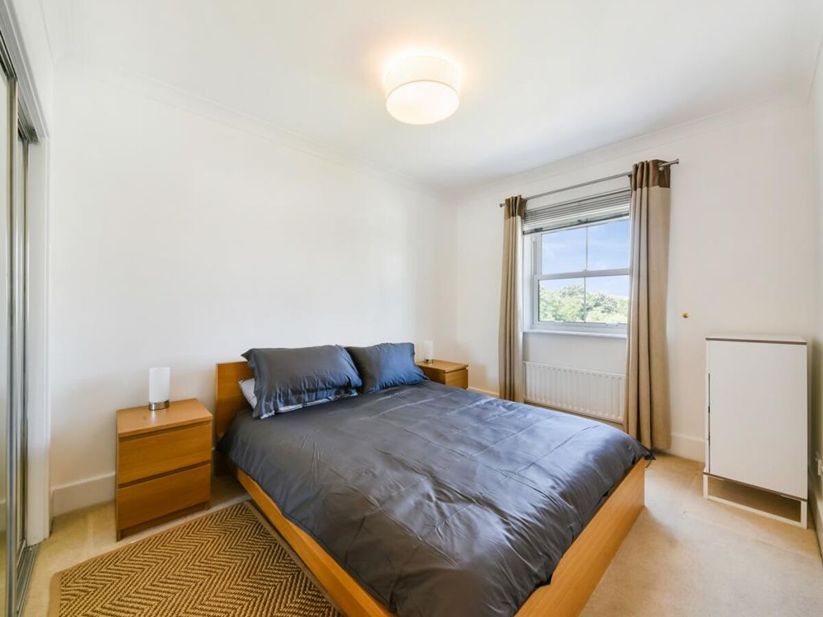 flat to rent in Dunbar Wharf, 126134 Narrow Street, Limehouse, London