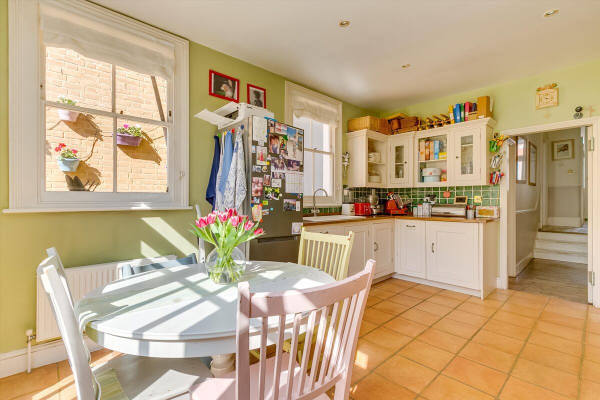 house for sale in Sarsfeld Road, Balham, Wandsworth, London, SW12