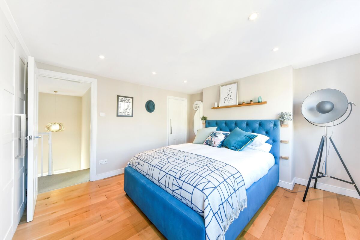 flat for sale in Halton Road, London, N1. POD012129238 Knight Frank