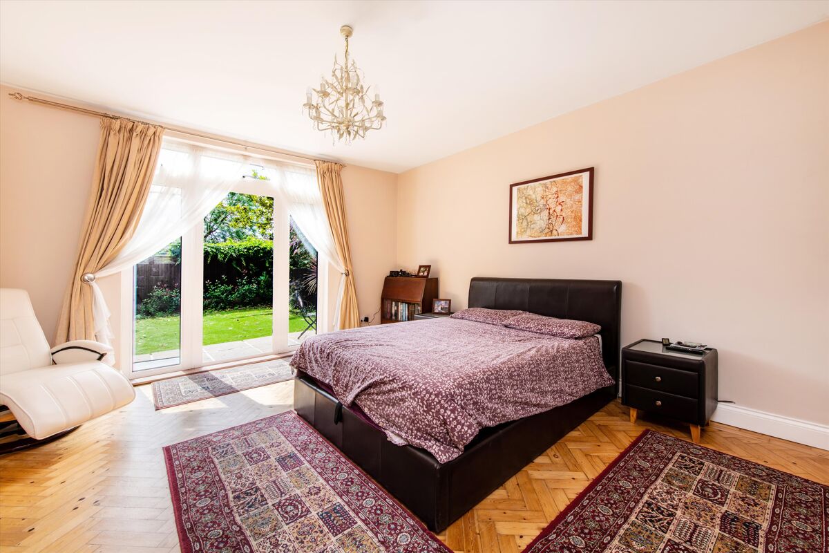 flat for sale in Windermere Avenue, London, NW6 POD012131621 Knight