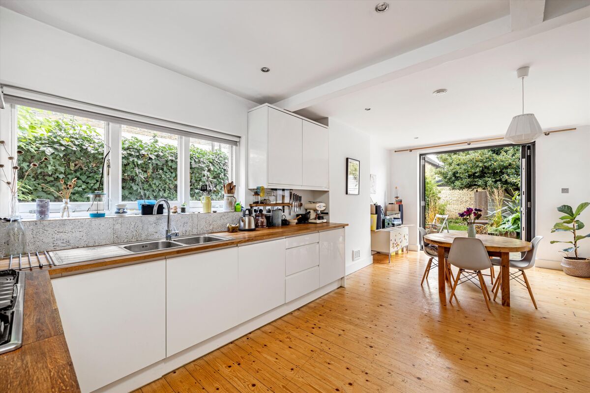 house for sale in Leighton Gardens, Kensal Rise, London, NW10