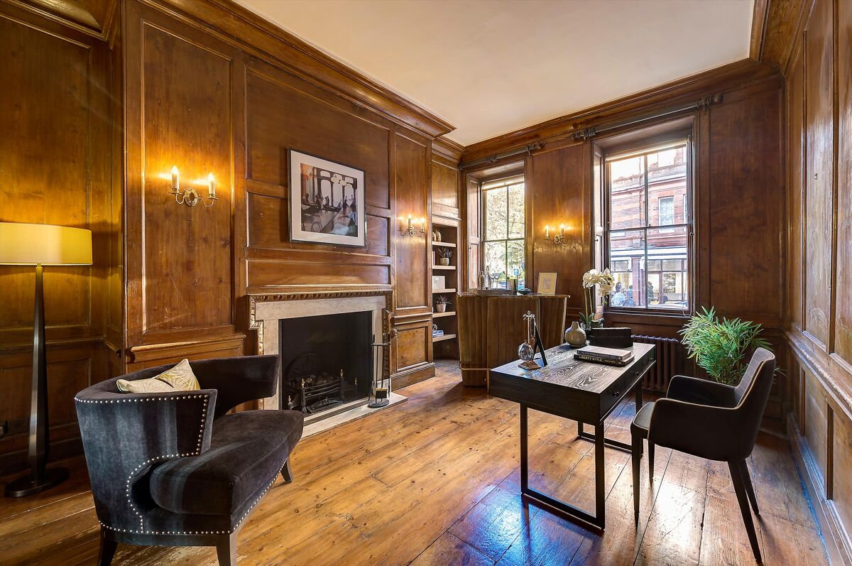 house for sale in Kensington Square, Kensington, London, W8