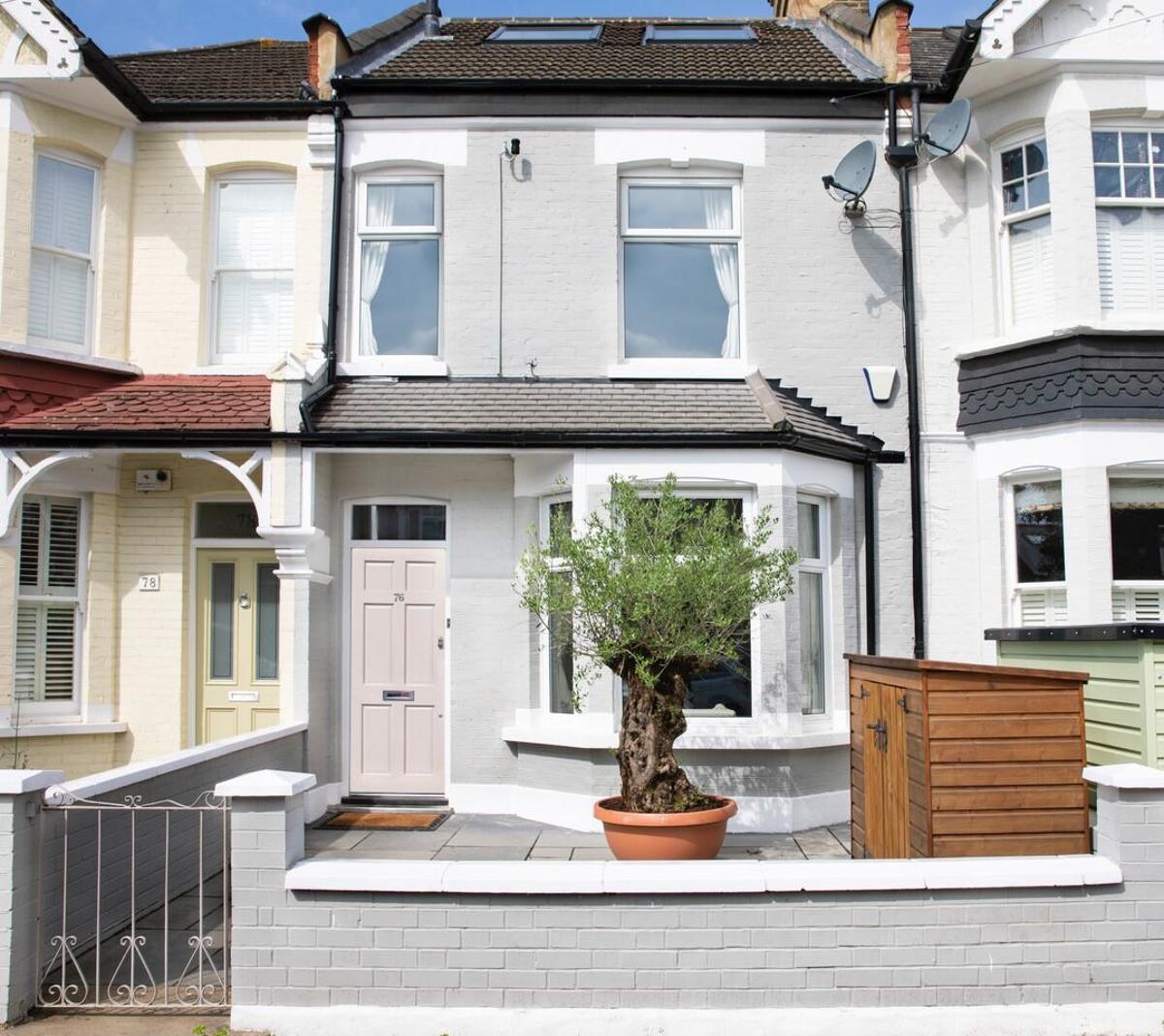 house for sale in Clonmore Street, London, SW18 POD012137842 Knight