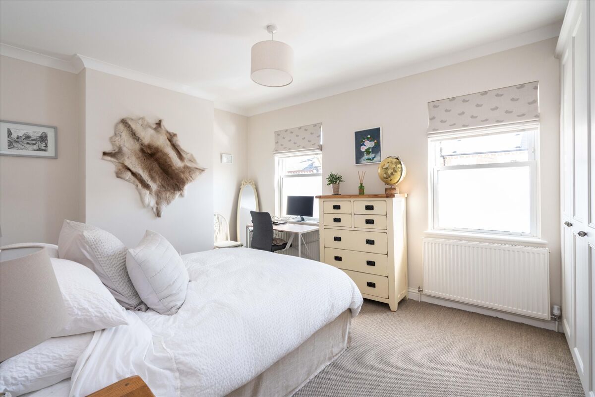 house for sale in Ulverscroft Road, East Dulwich, London, SE22