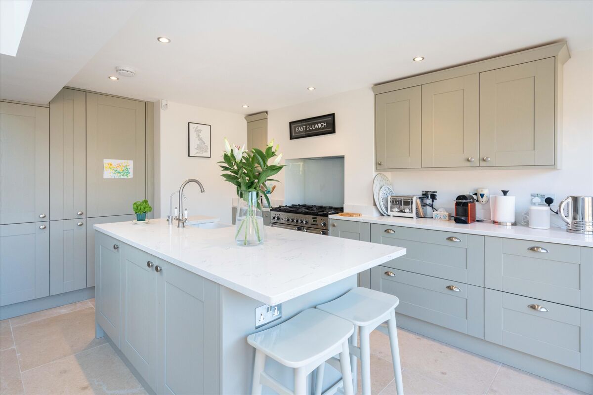 house for sale in Ulverscroft Road, East Dulwich, London, SE22