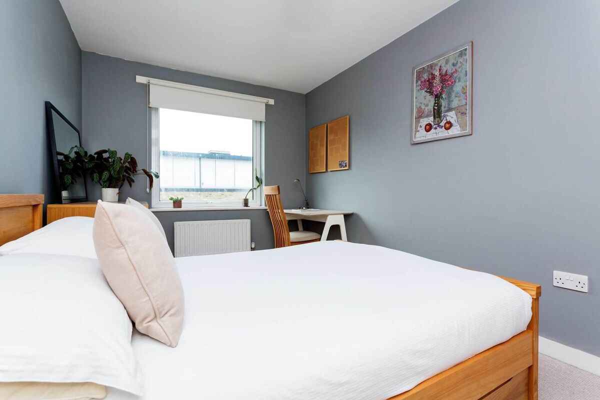 flat to rent in Gifford Street, London, N1 POD012141047 Knight Frank