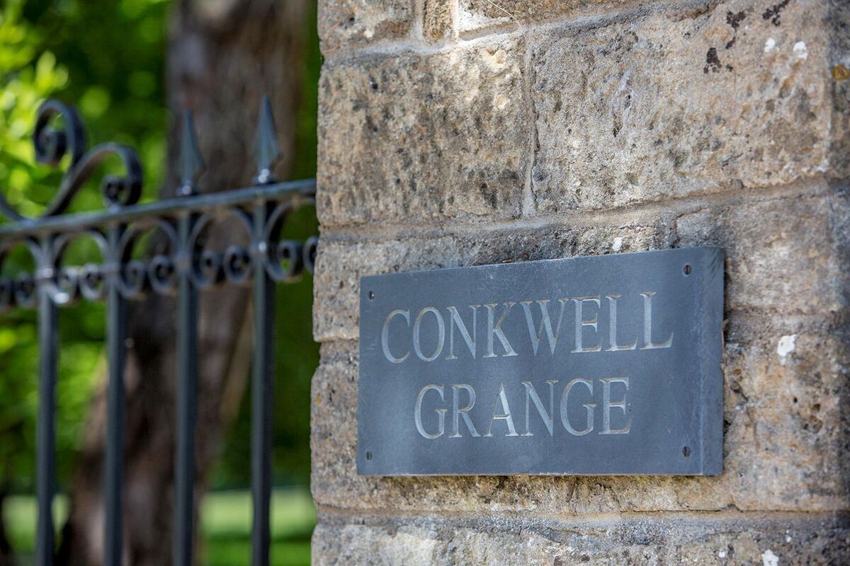 house for sale in Limpley Stoke, Bath, Wiltshire, BA2 POD012150760