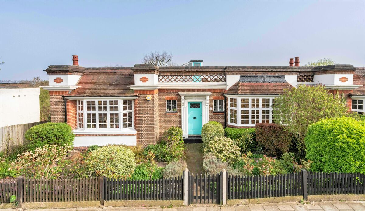 house for sale in Hillside Road, Streatham, London, SW2 POD012151640 Knight Frank